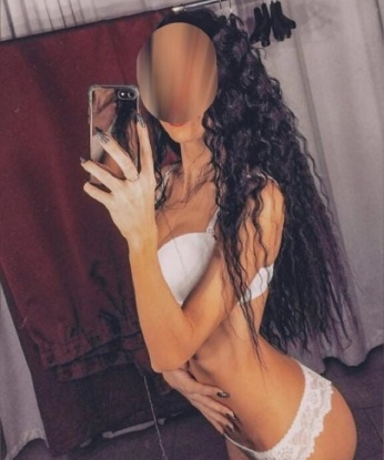 Дина, 24 года